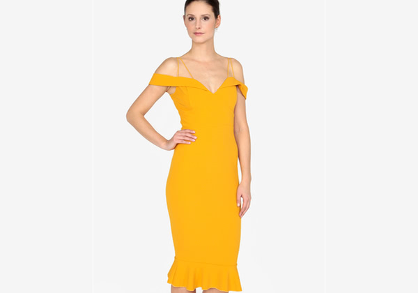 žluté elegantní šaty